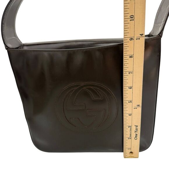 Vintage Gucci Authentic Women's Brown Patent Leather Embossed Logo Shoulder Bag - Picture 9 of 12